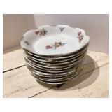 12 Warwick 7 1/2" Bowls