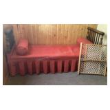 Accent Bench & Gate