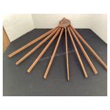 Wall drying rack