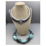 2 Large Fashion Necklaces