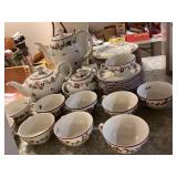 Eschenbach Porcelain Luncheon Set