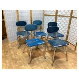 5 useful blue chairs