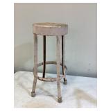 Vintage Metal Stool, height is at 2ï¿½