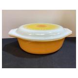 Pyrex Sunflower 1 1/2 Qt. covered casserole