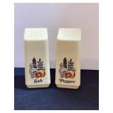 Vintage Mushroom & Herb salt & pepper set