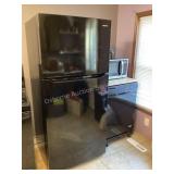 Frigidaire refrigerator, works