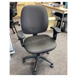 Adjustable Office Chair, 27"x23x39" tall