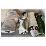 4 Loons blankets, 3 fleece & 1 jersey sweat