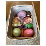Tote of Easter Decor