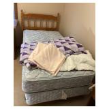 Sealy Bed Set, quilt & sheets