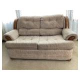 Bassett Loveseat, 66x37x35" tall