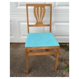 VTG Stakmore folding wood chair
