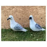 2 cement seagulls, 12'l x 12't