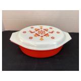 Pyrex Friendship 2 1/2 quart casserole with lid