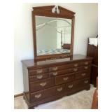 8 drawer dresser & mirror