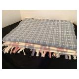 5 throw rugs, 20x36"