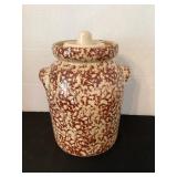 Roseville spongeware cookie jar, 9 1/2" tall