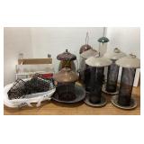 Bird feeders & suet cakes