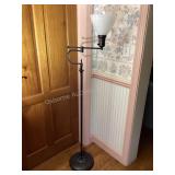56' floor lamp, works