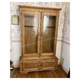 12 place quality oak gun cabinet