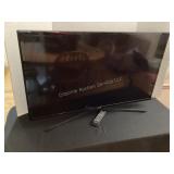 Samsung TV & remote, powers up