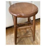 Wood stool, 14x24' tall
