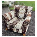 Rowe accent chair, 41x36' tall x 41ï¿½