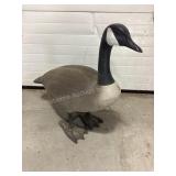 Goose decoy, 27' tall x 29ï¿½