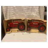 1/16 Farmall 350 WF Tractor NIB Stained Box GC Lot