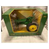 1/16 scale John Deere A Narrow Front with Man GC