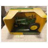 1/16 scale John Deere A Unstyled Narrow Front NIB
