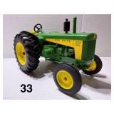 John Deere 830 Diesel Tractor, ERTL, 1/16 Diecast