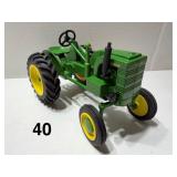 John Deere LA ERTL, 1/16 Diecast, Vintage Tractor