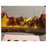 Case IH farm set 1/64 scale