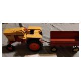 Case 1270 tractor and wagon