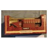 Case IH 1930 Diamond T truck bank