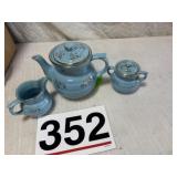 Three piece coffee set lid damaged on top cracked