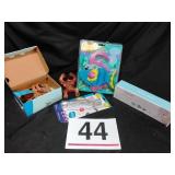 Stride rite shoes size 4w, shower radio, safety