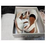 Women dress shoes size 11