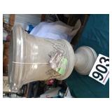 Entrance urn w/pedestal