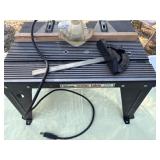 Craftsman router table and router