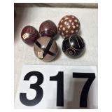 Decorative stone eggs made in Kenya