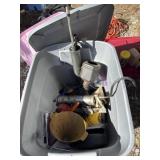 Grease guns finals, oil, cans, miscellaneous