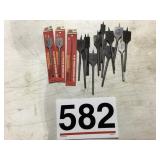 Flat wood boring bits, various sizes.