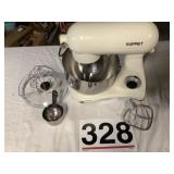 Kuppet kitchen mixer.