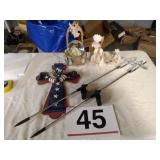 Musical snowglobe, cross plaque and solar stakes,