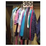 Womens clothes - med - lg