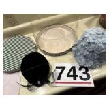 Blue hat Pierpont, black hat genuine velour one