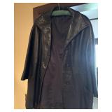 Black leather jacket womenï¿½s no size on it
