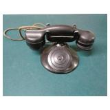 Vintage no dial desktop phone